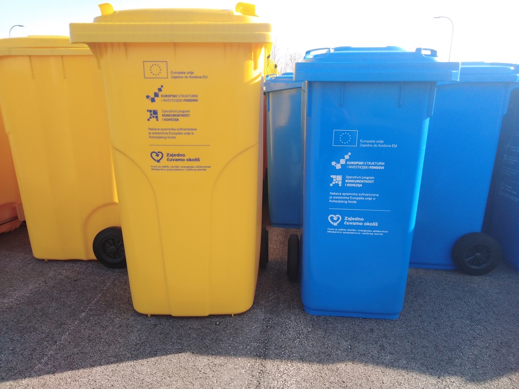 Preuzimanje kanti za odvoz razvrstanog otpada